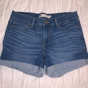 Levi’s Medium Wash Denim Shorts